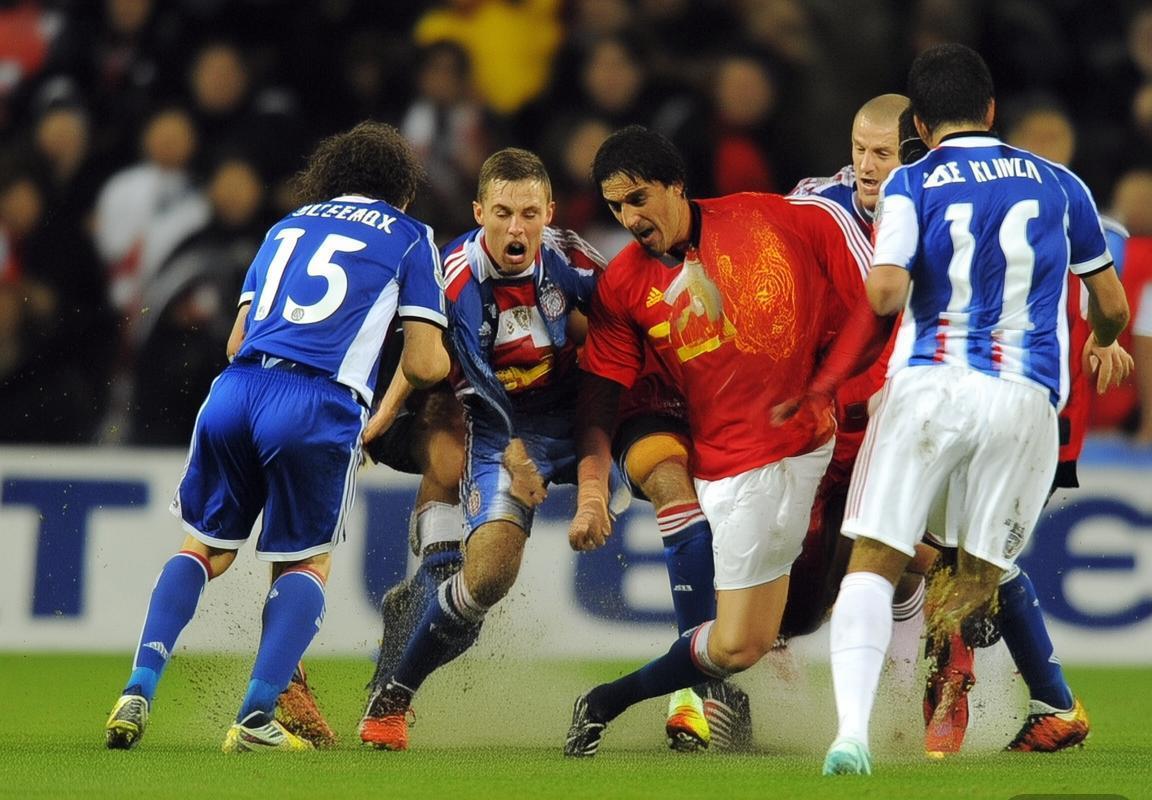 2010欧冠四分之一决赛：拜仁对曼联巅峰对决纪实(图2)